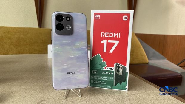 Xiaomi resmi meluncurkan Redmi 17 di Indonesia. Dijual mulai dari harga Rp 2 jutaan, ponsel ini menyematkan baterai besar 7.500 mAh. (CNBC Indonesia/Novina)