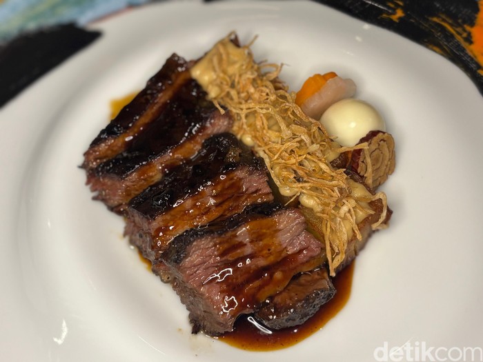 Akira Back Jakarta