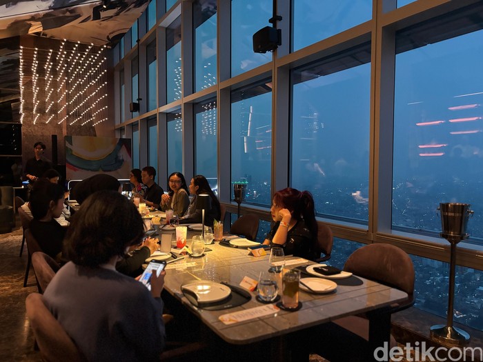 Akira Back Jakarta
