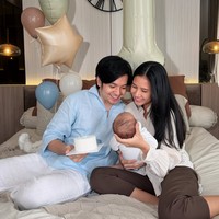Angga Yunanda-Shenina Pemotretan Nuansa Earth Tone Rayakan 1 Bulan Baby Segara
