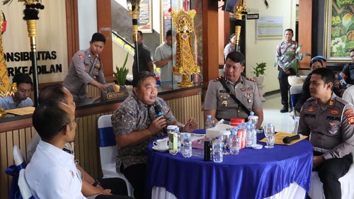 Anggota DPR I Nyoman Parta mengunjungi Polres Tabanan untuk menyerap aspirasi dan membahas berbagai persoalan kamtibmas, Jumat (22/8/2026). (Foto: Dok. Polres Tabanan)