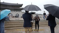Mau Merokok di Istana Gyeongbok, Turis Ini Ditegur Choi Siwon