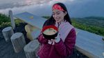 Top! Desy Genoveva Sukses Daki Gunung Fuji Meski Pemula