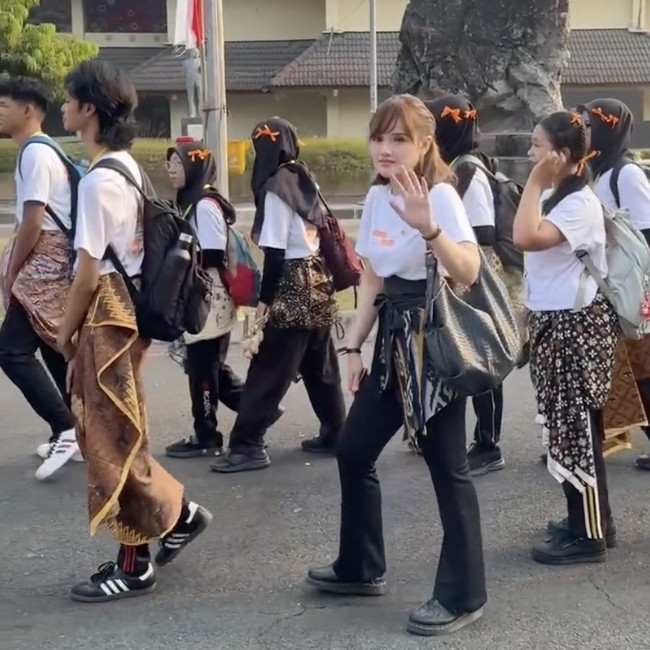 Ketika Fanny Soegi Ikut PKKMB Sebagai Maba di Usia 27 Tahun