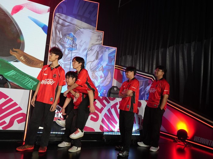Pekan kedua babak Reguler Season MPL ID S18 dimulai hari ini, Jumat, 21 Agustus 2026. Ada dua pertandingan seru yang akan digelar dan salah satunya menampilkan Bigetron by Vitality vs Dewa United Esports.