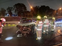 4 Fakta 2 Sahabat Tewas Usai Mercy Tabrak Truk di Jagorawi