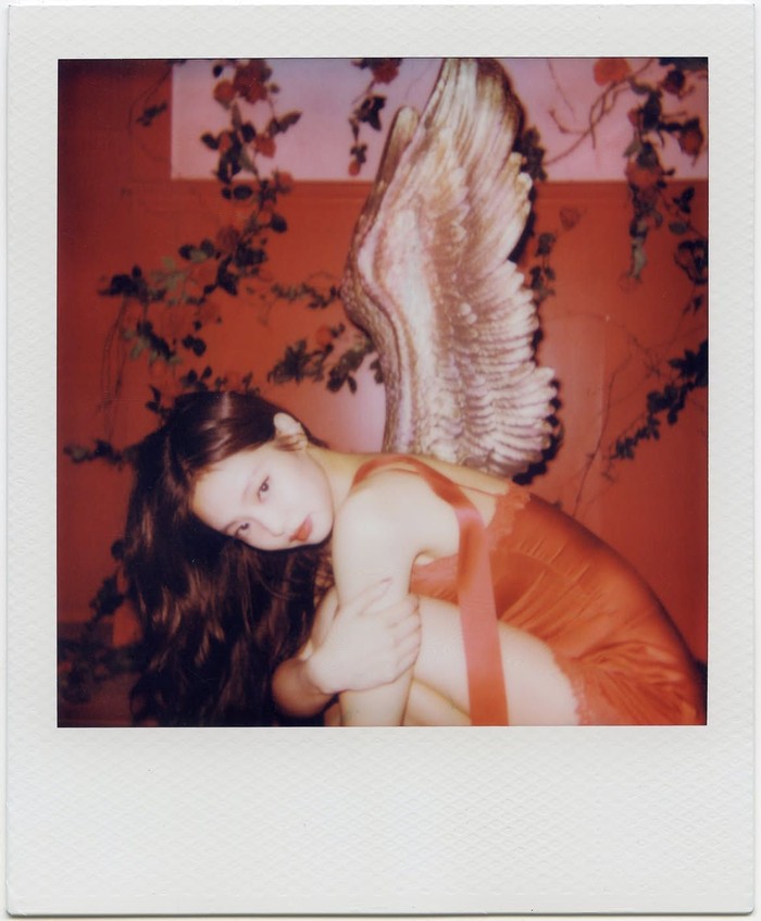 Foto Jennie buat promosi EP Fallen Angel.