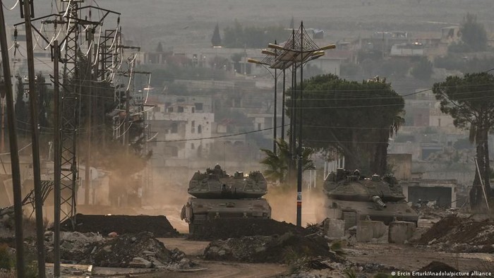 Kenapa Militer Israel Makin Bercokol di Suriah?