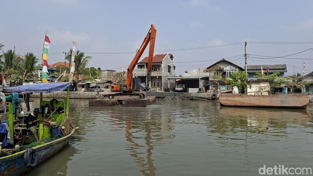 Normalisasi dan pengerukan Muara Karangantu, Kota Serang, Banten.