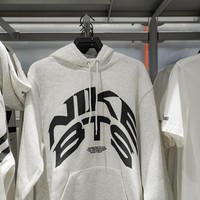 Nike Plaza Senayan Resmi Dibuka, Rilis Koleksi BTS yang Bisa Dipersonalisasi