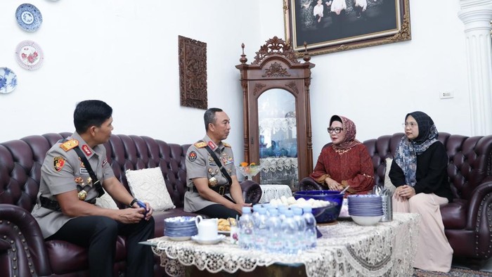 Peringati Hari Juang Polri, Kapolda Sumsel Temui Keluarga Pahlawan