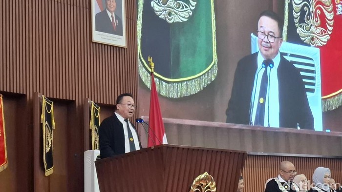 Prof Rhenald Kasali