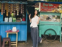 Saat Raline Shah Ngopi di Warung Kaki Lima
