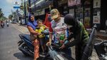 Rezeki Jumat Berkah, Warga Tanjung Priok Dapat Bensin Gratis