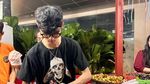 Rujak Bang Shultan yang Bikin Rela Antre 1 Jam, Kuahnya Pakai Kecombrang