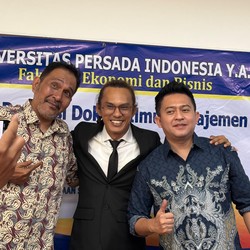 Angga The Potters Resmi Raih Gelar Doktor Lewat Penelitian Royalti Musik