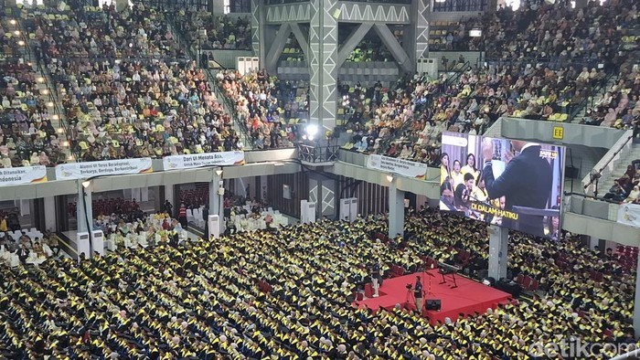 Wisuda UI.
