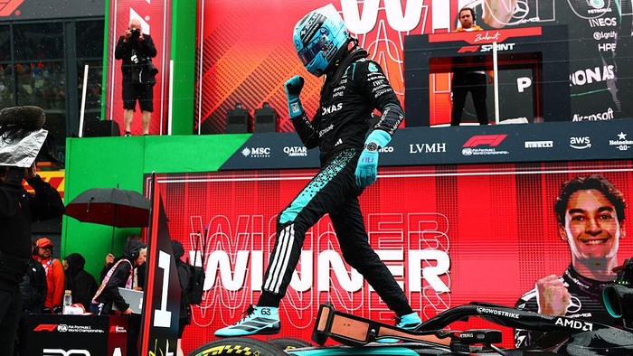 ZANDVOORT, NETHERLANDS - AUGUST 22: Sprint winner George Russell of Great Britain and Mercedes AMG Petronas F1 Team celebrates on arrival in parc ferme during the Sprint ahead of the F1 Grand Prix of Netherlands at Circuit Zandvoort on August 22, 202