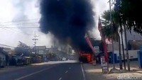 Lokasi bus terbakar berjarak sekitar 4 kilometer dari arah Gerbang Tol Madiun.