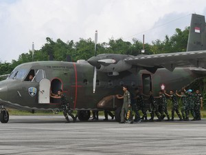 TNI AU Gencarkan Modifikasi Cuaca di Kalteng, 56 Ton NaCl Disebar