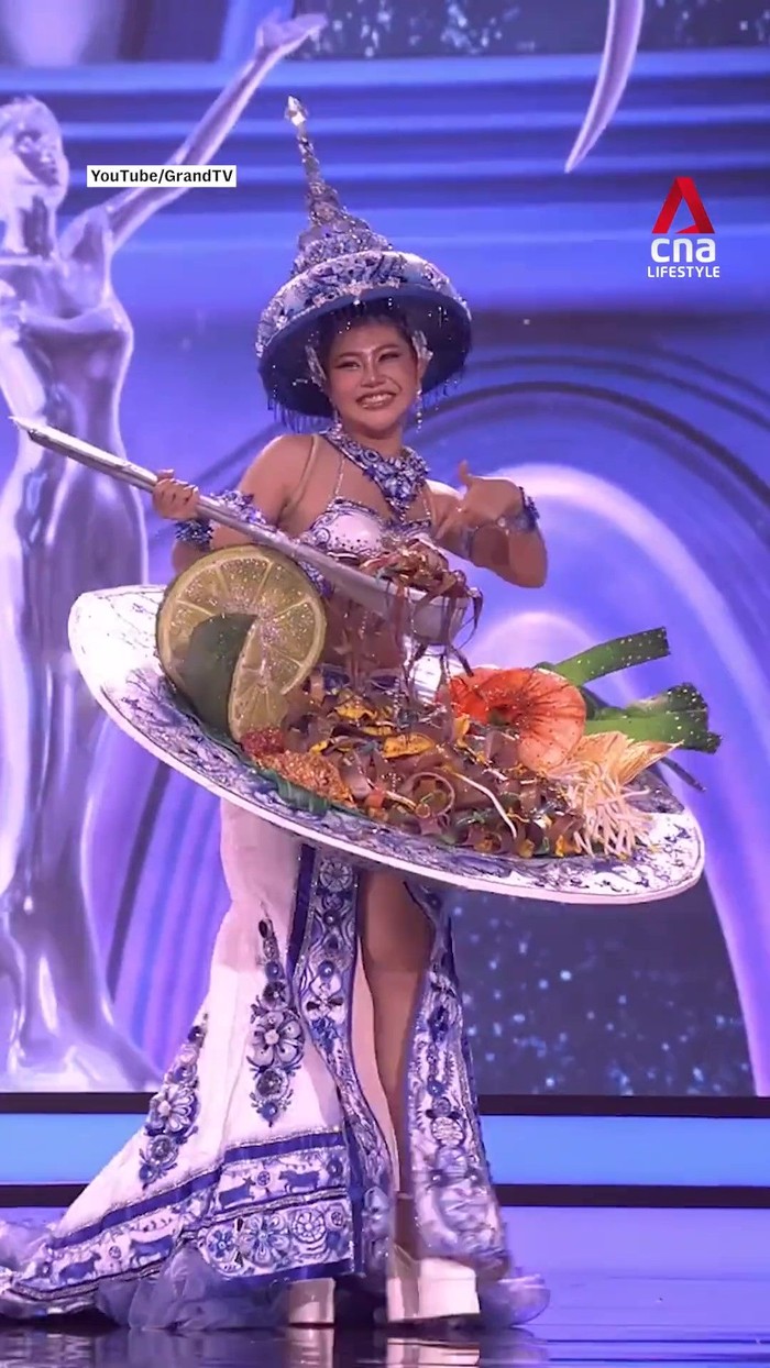 Miss Universe Thailanbd pakai gaun bertema makanan