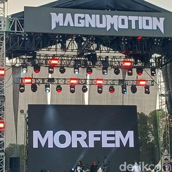 Morfem Bikin Panas Panggung Magnumotion Loud Fest 2026
