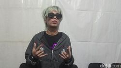 Rahasia di Balik Lagu Hipdut ala Tenxi