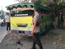 Odong-odong Diduga Rem Blong Tabrak 2 Motor di Gresik, 1 Orang Tewas