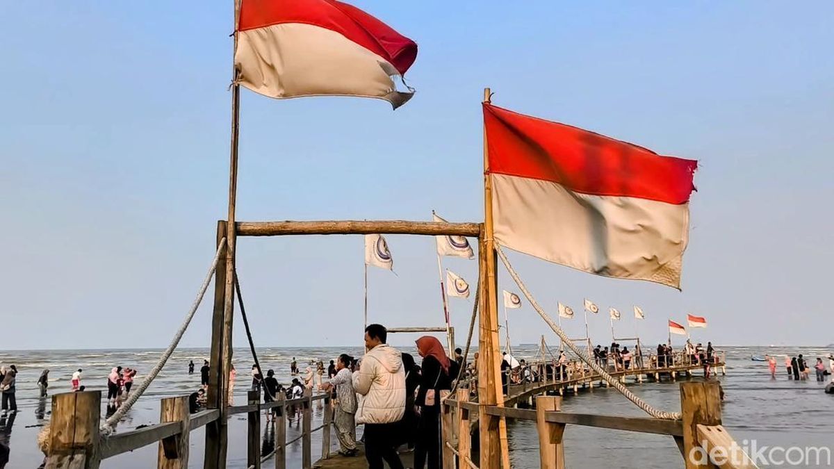 pergi88 Pantai Kejawanan, Wisata Murah Meriah di Pesisir Cirebon