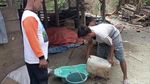 Potret Perjuangan Warga Nganjuk Cari Air Bersih, Tempuh Jarak 1 Km