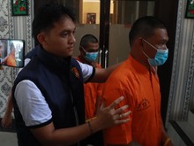 Duduk Perkara Pria Senter Kepergok Bocah Ternyata Pelaku Karhutla