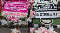 Congrats! Prilly Latuconsina Lulus S2 Raih Summa Cum Laude