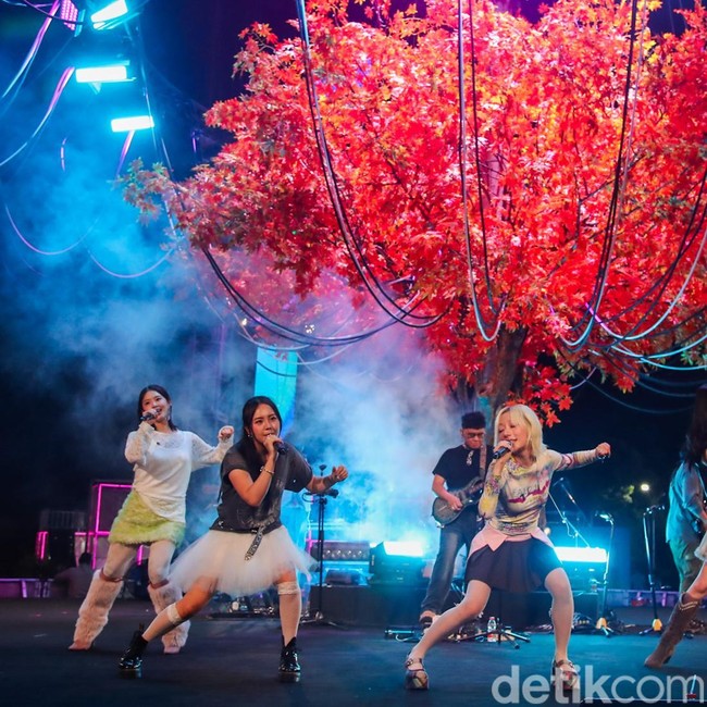 Semarak Hari Pertama LaLaLa Festival 2026 di JIExpo Kemayoran