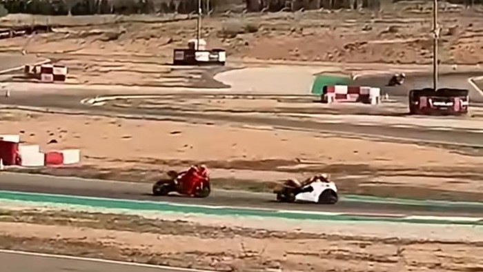 Veda Ega berlatih bareng Marc Marquez.