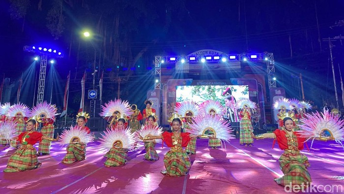 Blitar Ethnic National (BEN) Carnival di Kota Blitar