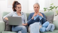 Dianggap Jadul, 11 Kebiasaan Boomer Ini Bikin Gen Z Risih