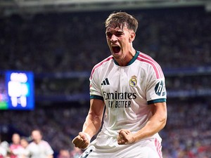 Apa Espi Layak Main Starter di Madrid, Mourinho?
