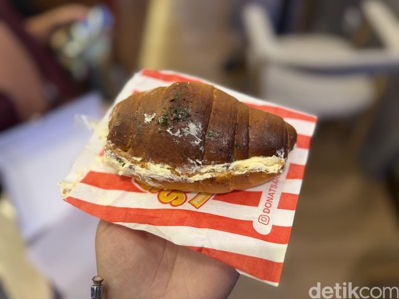 Donat Sarinah