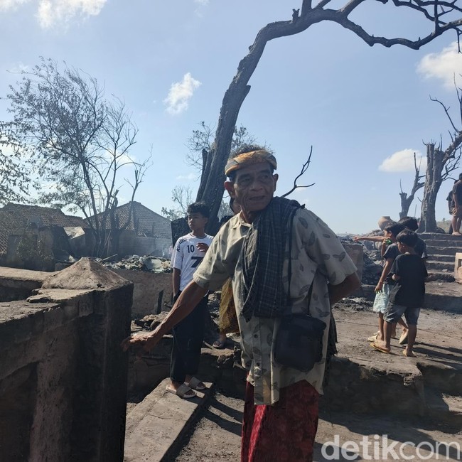 Desa Wisata Sade di Lombok Kini Rata dengan Tanah