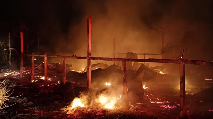 Lokasi kandang ayam yang terbakar di Dukuh Manyaran, Desa Manyaran, Kecamatan Karanggede, Kabupaten Boyolali, Sabtu (22/8/2026) malam.