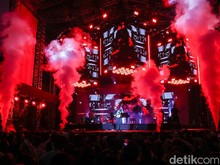 Lamaran hingga Kue Ulang Tahun, Begini Momen Perpisahan Kodaline di Indonesia