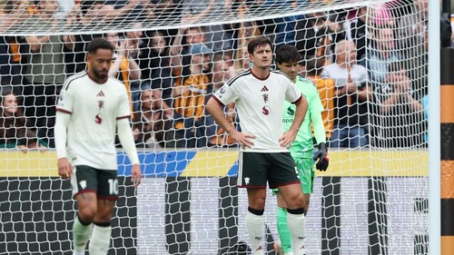 Soccer Football - Premier League - Hull City v Manchester United - MKM Stadium, Hull, Britain - August 22, 2026 Manchester Uniteds Harry Maguire and Senne Lammens react after Hull Citys Nobel Mendy scores their second goal REUTERS/Scott Heppell EDITORIAL USE ONLY. NO USE WITH UNAUTHORIZED AUDIO, VIDEO, DATA, FIXTURE LISTS, CLUB/LEAGUE LOGOS OR LIVE SERVICES. ONLINE IN-MATCH USE LIMITED TO 120 IMAGES, NO VIDEO EMULATION. NO USE IN BETTING, GAMES OR SINGLE CLUB/LEAGUE/PLAYER PUBLICATIONS. PLEASE CONTACT YOUR ACCOUNT REPRESENTATIVE FOR FURTHER DETAILS..