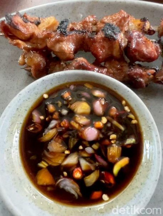 Mencicipi Sate Klatak Literasi Lamongan