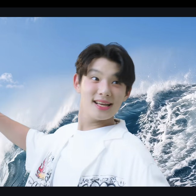 Potret Baby Shark Boy, Bocil Ikonik Dunia Kini Debut Jadi Penyanyi