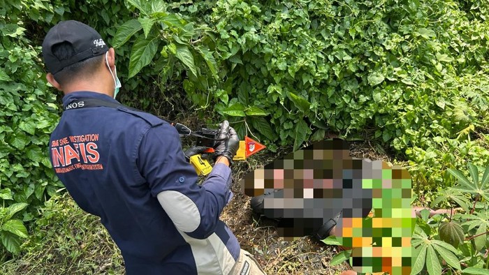 Petugas mendatangi TKP pegawai koperasi yang hilang 4 hari ditemukan tewas