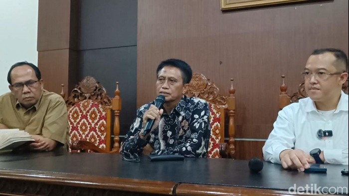 Plt Rektor Unsoed, Prof Ali Rokhman di Gedung Rektorat Unsoed Purwokerto, Minggu (23/8/2026).