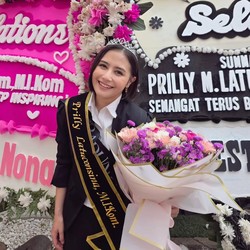 Next Level Fan-Service! Prilly Latuconsina Tiap Bulan ke Kondangan Fans