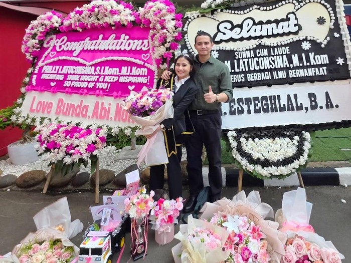 Prilly Latuconsina lulus S2