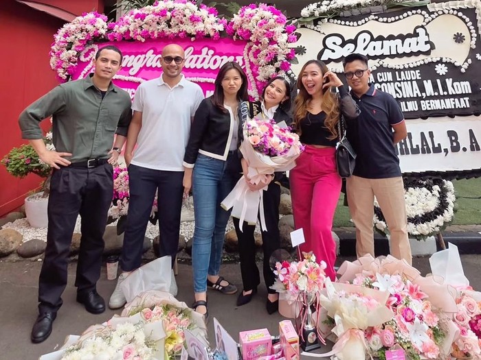 Prilly Latuconsina lulus S2
