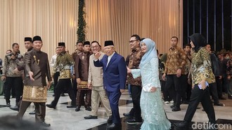 Menteri hingga Pimpinan DPR Hadiri Resepsi Pernikahan Sespri Prabowo